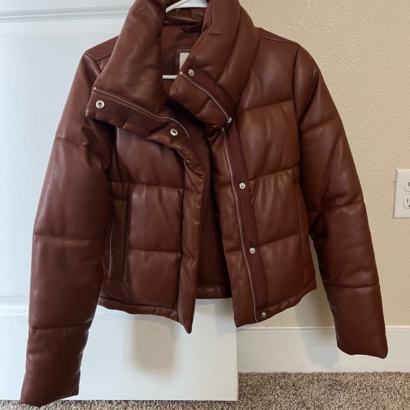 Abercrombie & Fitch Jackets & Blazers - Abercrombie and Fitch Leather Puffer Coat